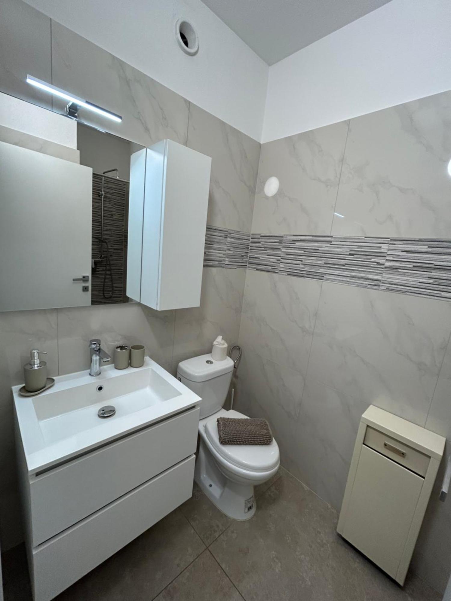 *Veranda'S Rooms* - Free Parking In Central לוגאנו מראה חיצוני תמונה
